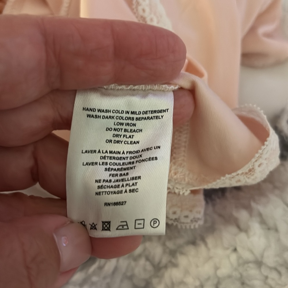 GUIZIO Dainty Light Pink Camisole - Picture 11 of 11